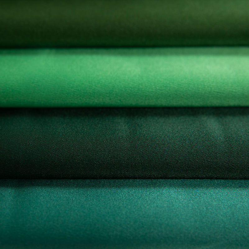       tecido_liso_para_vestidos_de_cerimonia_cetim_com_lycra_Ester_verde_esmeralda